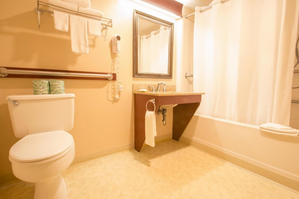 The Tidewater Inn - Cape Cod